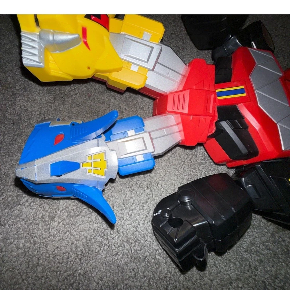 Hasbro Power Rangers Mighty Morphin Megazord Action Figure with Sword E6361 2019